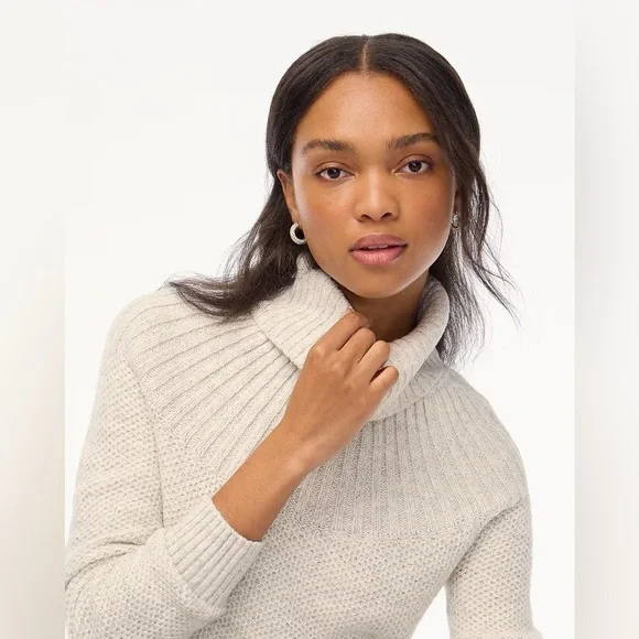 J crew shop women's turtleneck sweater